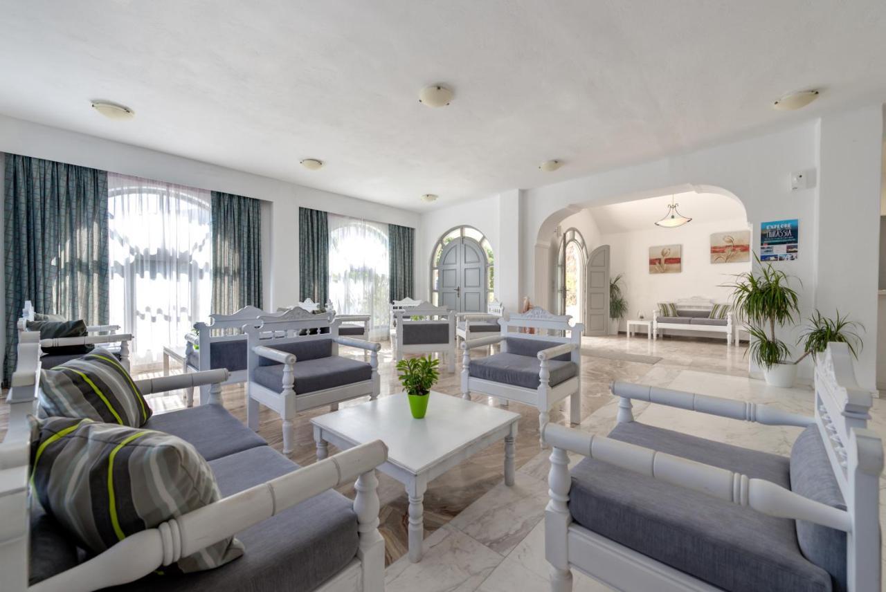 Hotel Mohitero Kamári 外观 照片