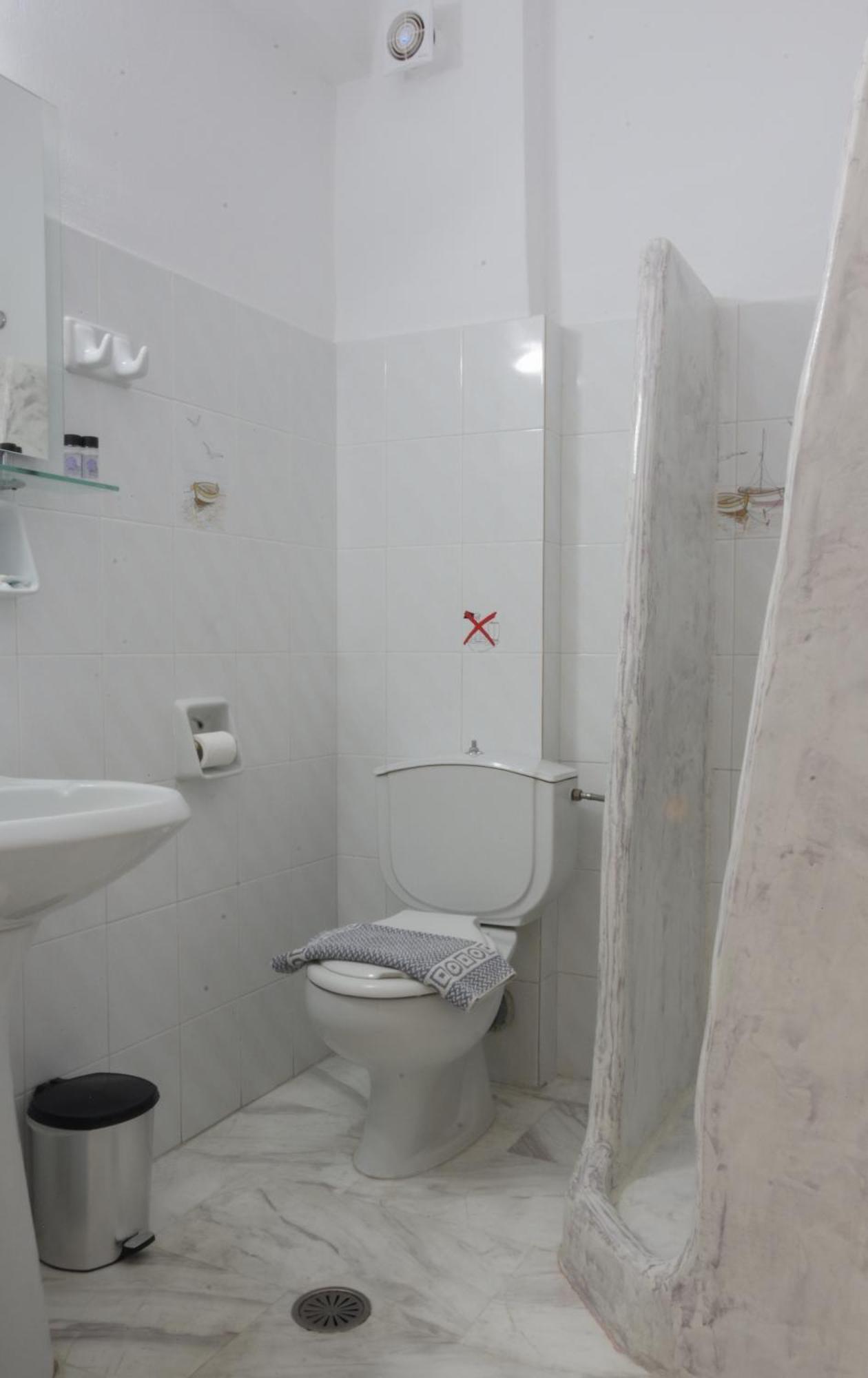 Hotel Mohitero Kamári 外观 照片